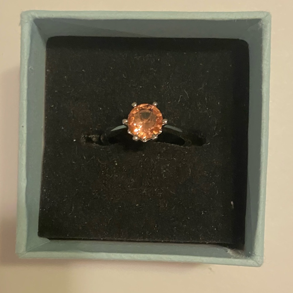 💗BEAUTIFUL PINK GEMSTONE RING💗  NWT